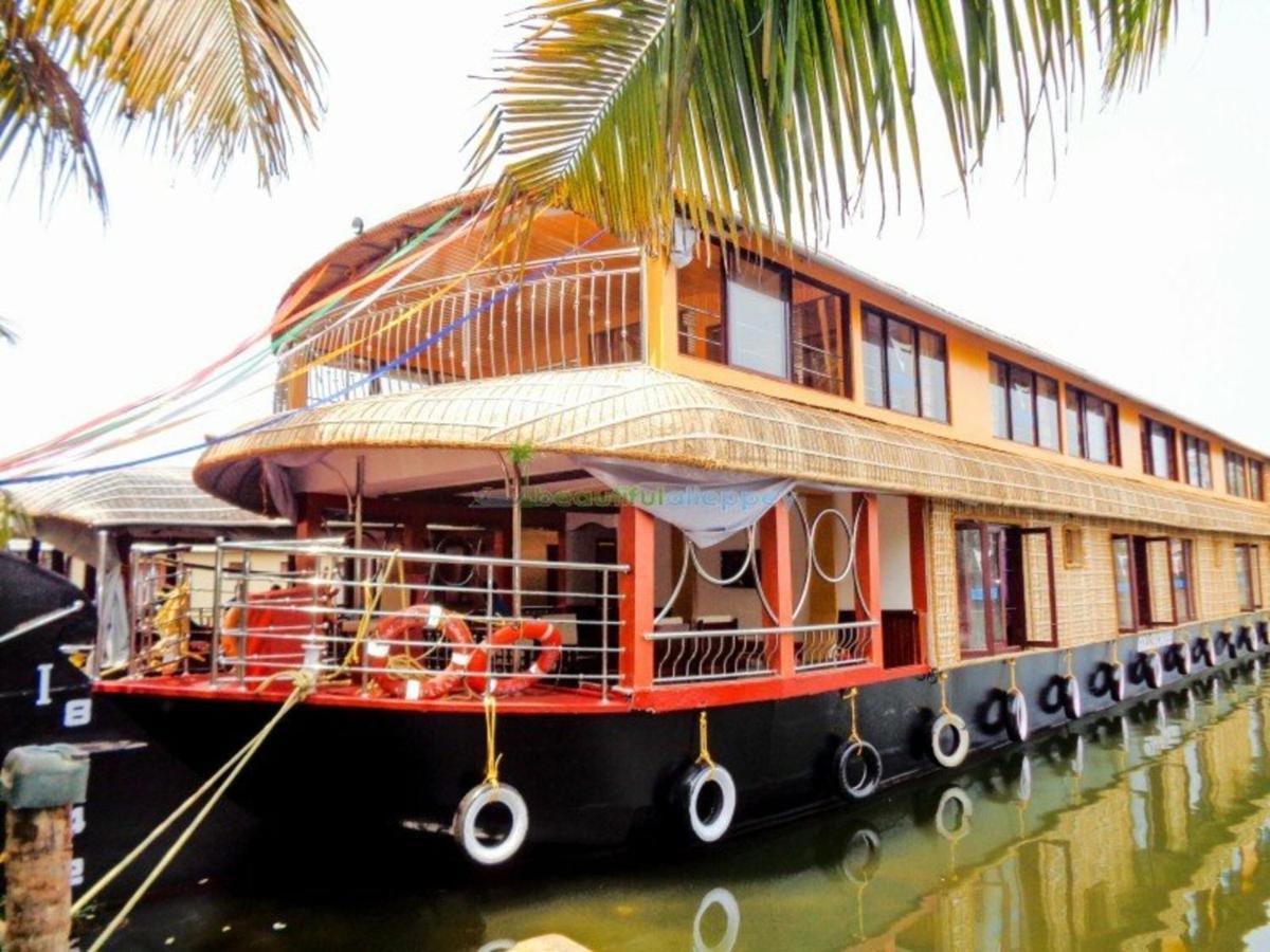 Cosy Premium Houseboats Hotel Alappuzha Kültér fotó