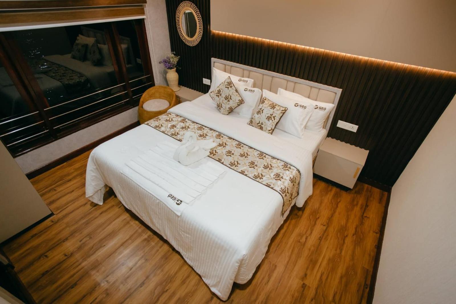 Cosy Premium Houseboats Hotel Alappuzha Kültér fotó