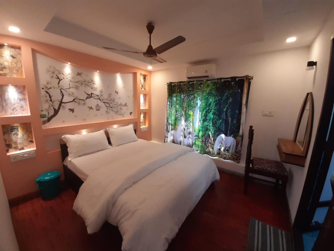 Cosy Premium Houseboats Hotel Alappuzha Kültér fotó
