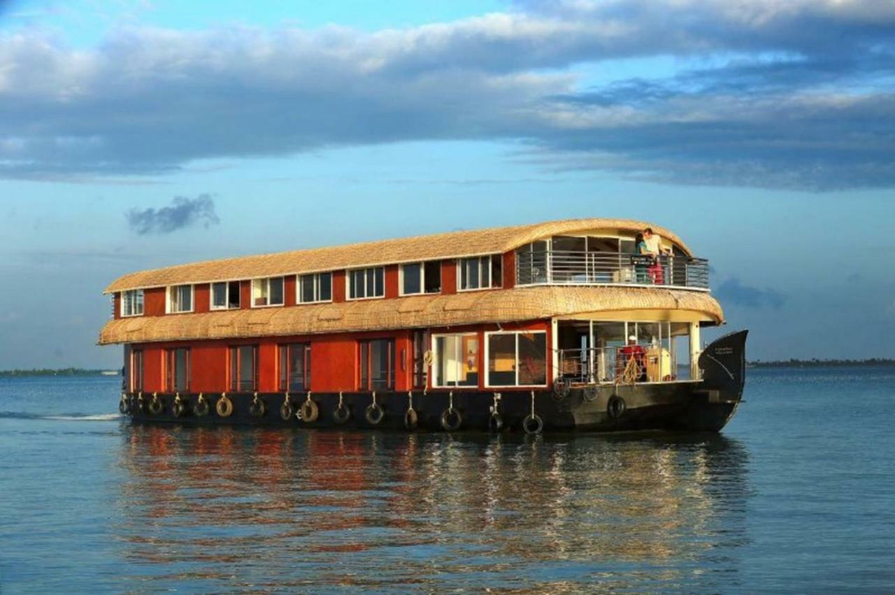 Cosy Premium Houseboats Hotel Alappuzha Kültér fotó